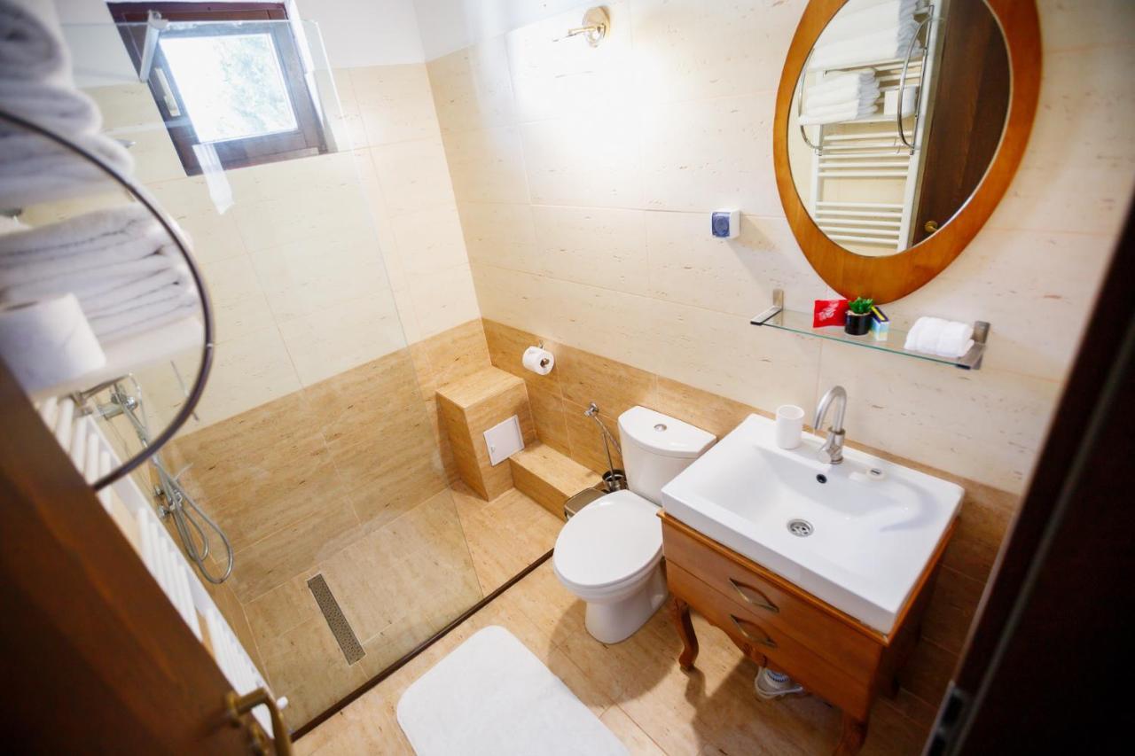 Cabana Din Poienita Poiana Brasov Bagian luar foto
